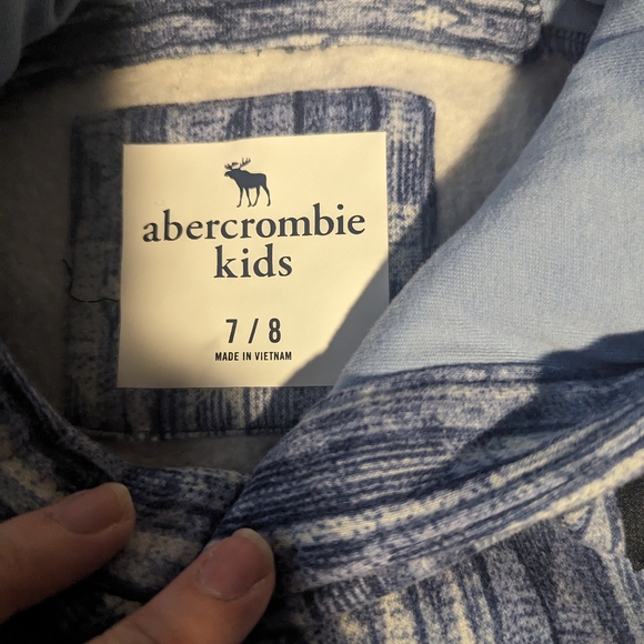 Abercrombie kids blue sweater - Picture 4 of 5